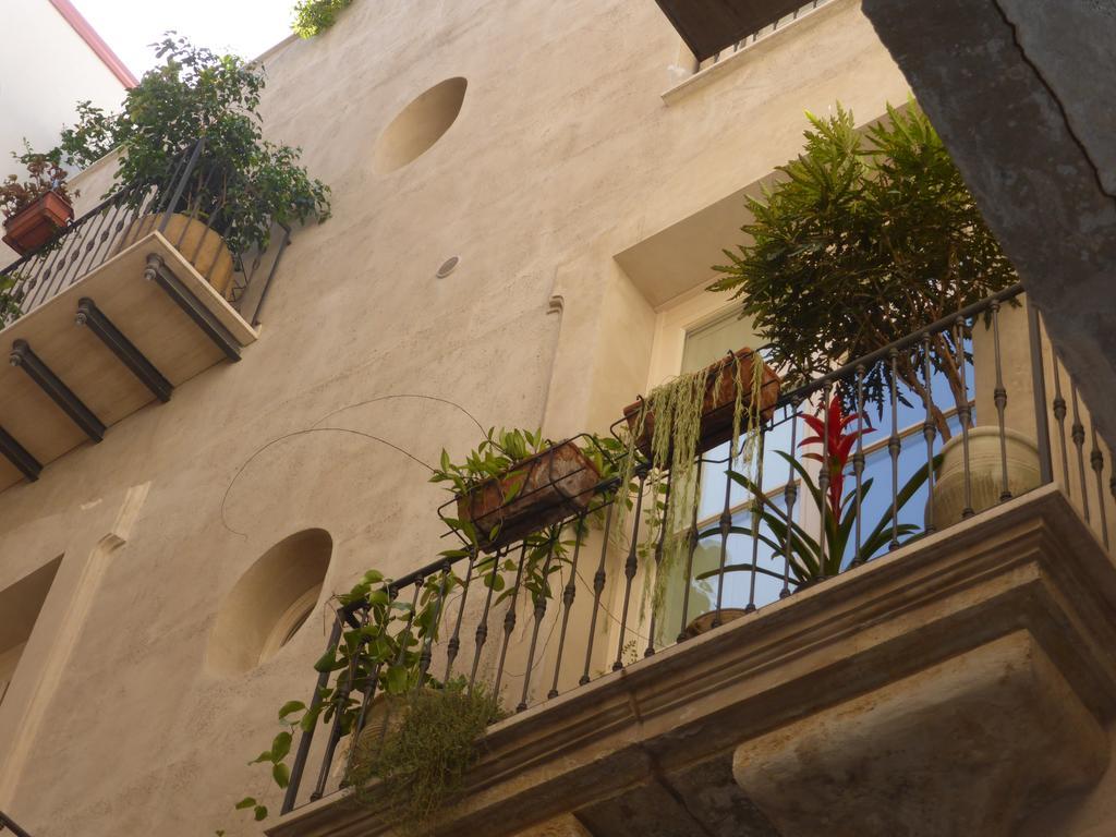Appartamento In Palazzo Lampedusa Palermo Kültér fotó